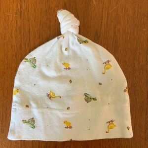 😊FREE😊 GAP White and Yellow Infant Beanie Hat